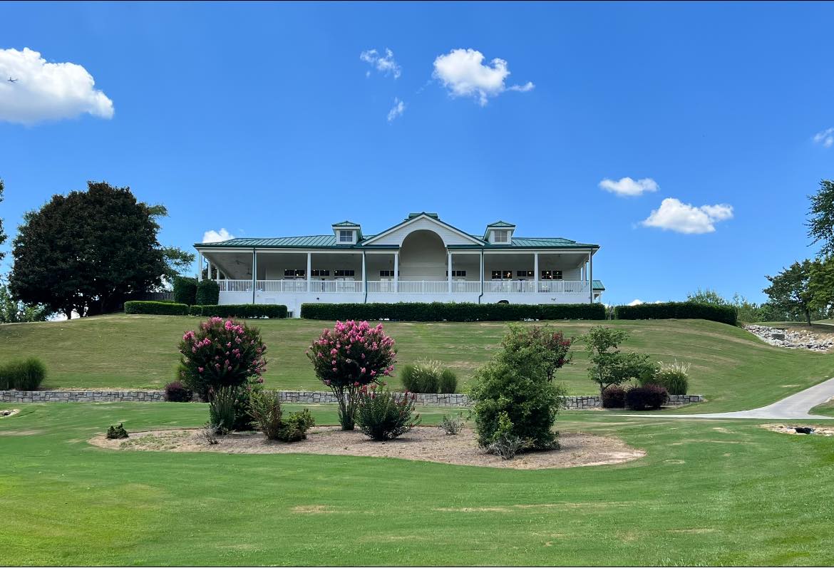 clubhouse from golf course